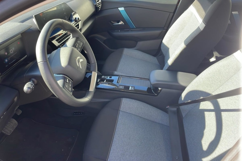 CITROEN E-C4 136 ch Automatique Feel - ref: 1-369645 - Photo 9