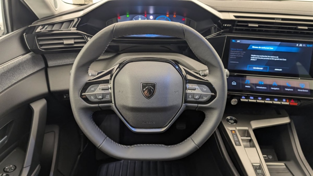 PEUGEOT 308 Hybrid 145 e-DCS6 Allure - ref: 1-369656 - Photo 14