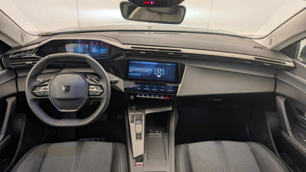 PEUGEOT 308 Hybrid 145 e-DCS6 Allure - ref: 1-369658 - Photo 13