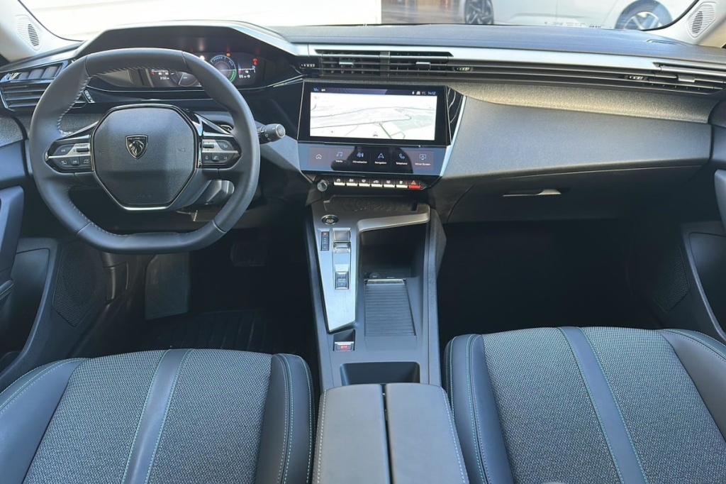 PEUGEOT 308 Hybrid 145 e-DCS6 Allure - ref: 1-369663 - Photo 12