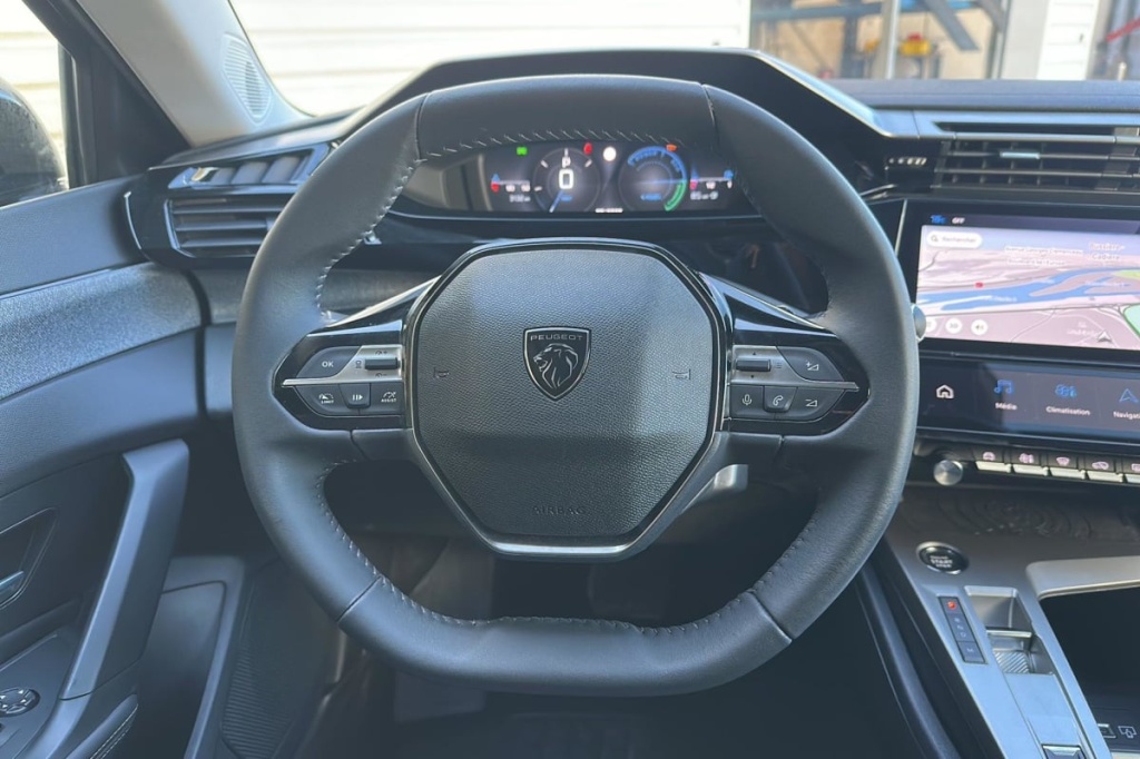 PEUGEOT 308 Hybrid 145 e-DCS6 Allure - ref: 1-369663 - Photo 14