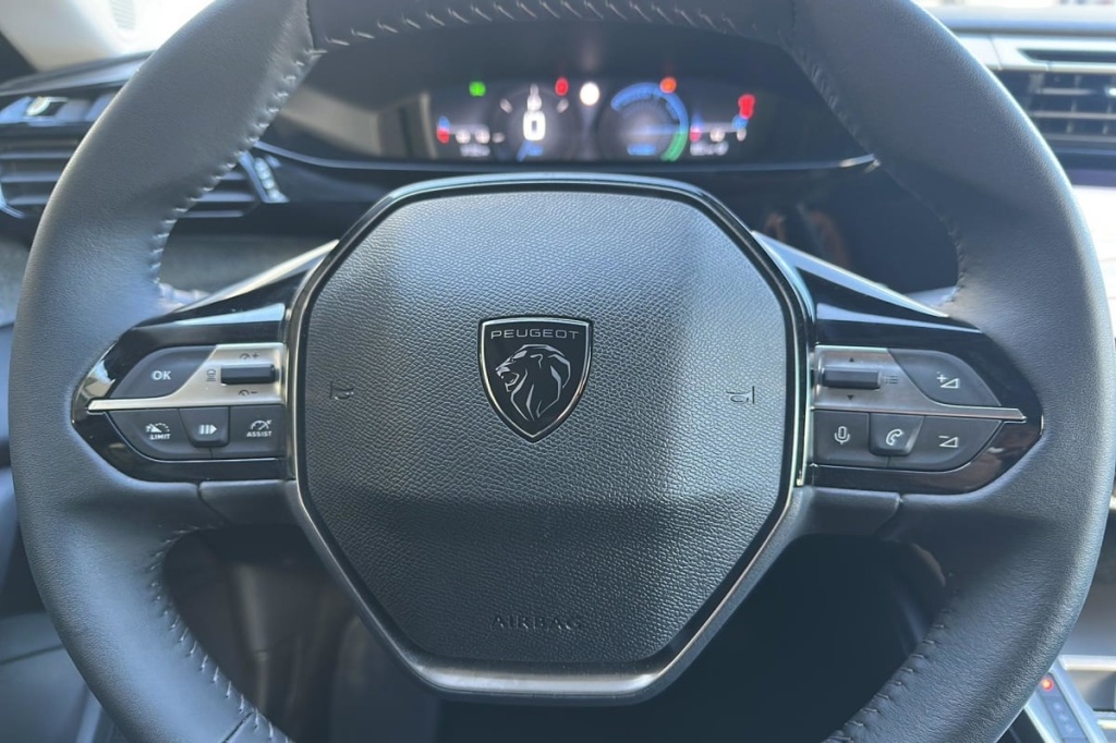 PEUGEOT 308 Hybrid 145 e-DCS6 Allure - ref: 1-369663 - Photo 15