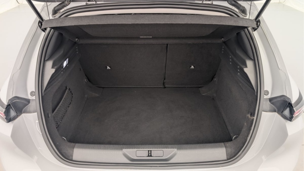 PEUGEOT 308 Hybrid 145 e-DCS6 Allure - ref: 1-369668 - Photo 11