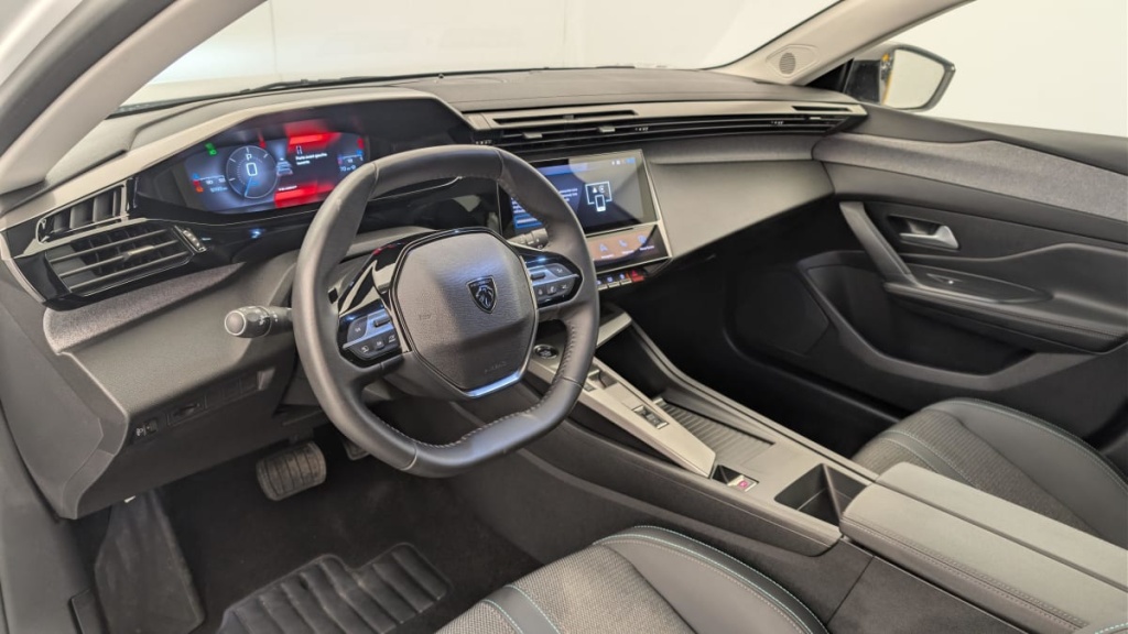 PEUGEOT 308 Hybrid 145 e-DCS6 Allure - ref: 1-369668 - Photo 15