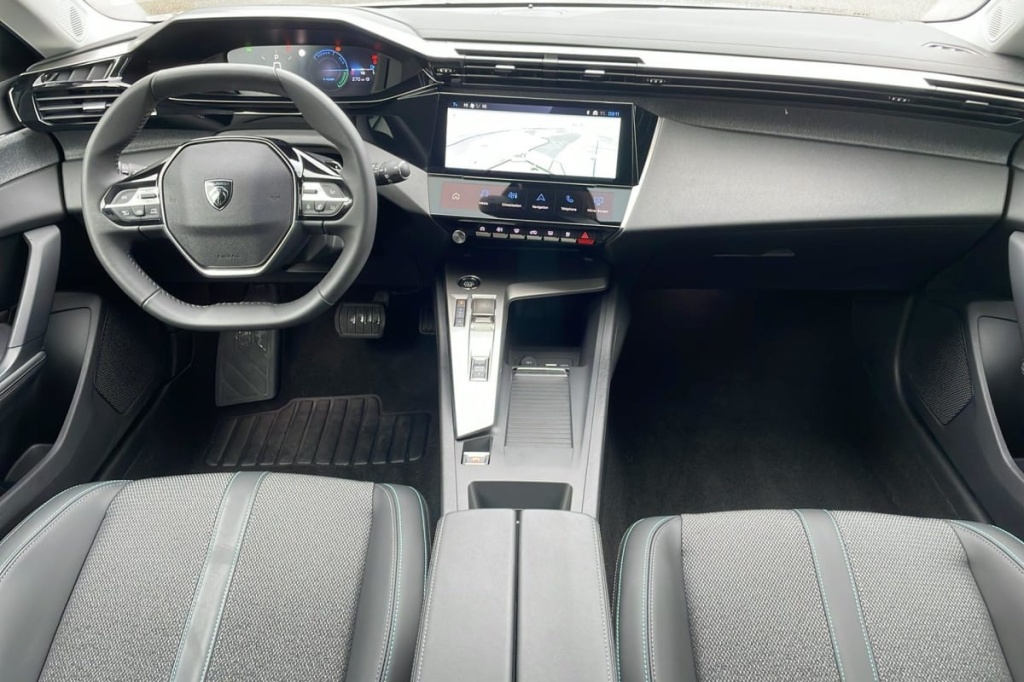 PEUGEOT 308 Hybrid 145 e-DCS6 Allure - ref: 1-369671 - Photo 12