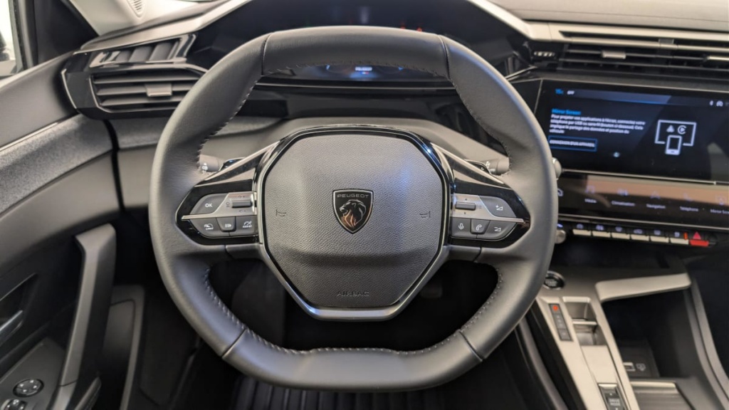 PEUGEOT 308 Hybrid 145 e-DCS6 Allure - ref: 1-369674 - Photo 14