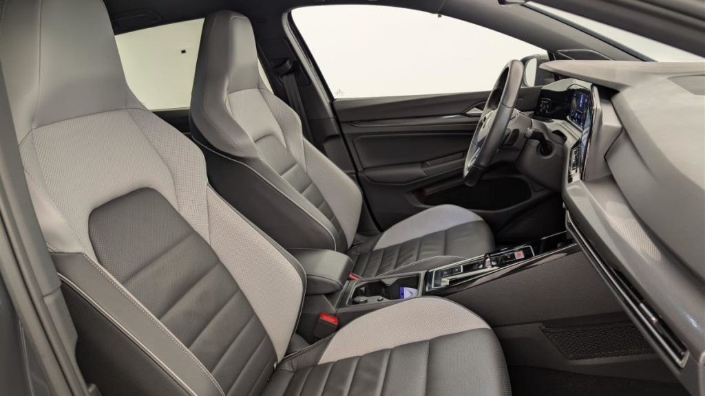 VOLKSWAGEN Golf 2.0 TDI SCR 200 DSG7 GTD - ref: 1-369728 - Photo 9