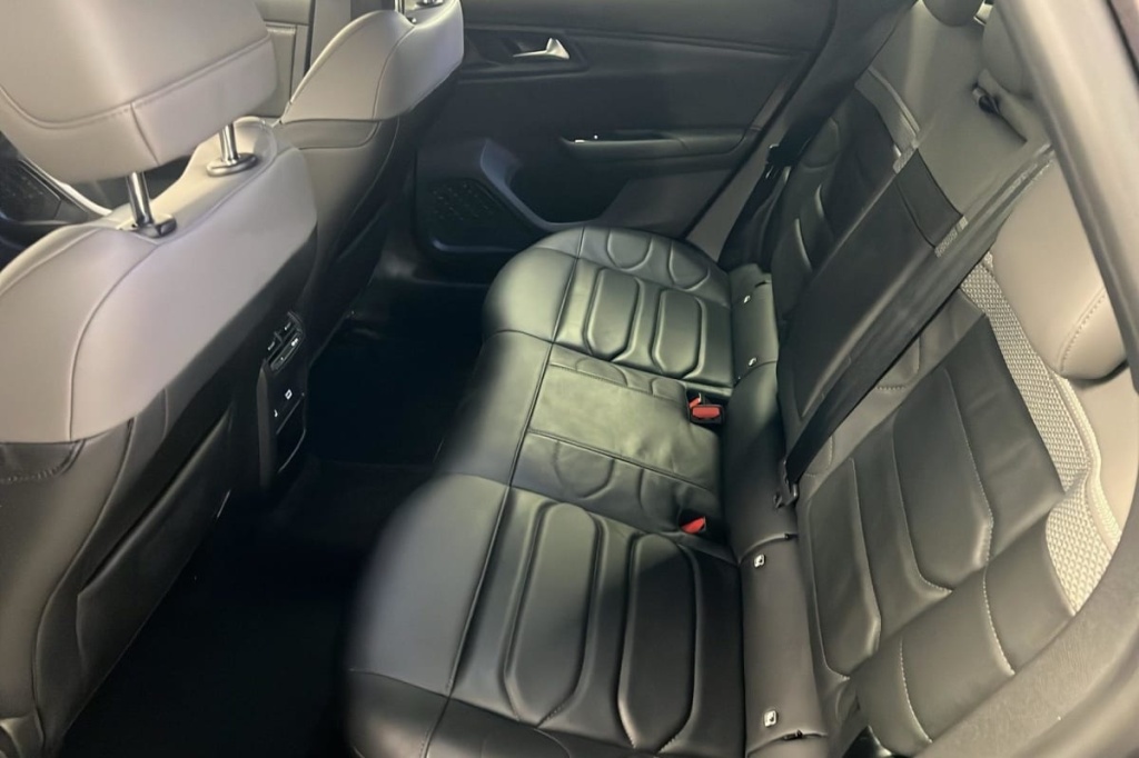 CITROEN C5 X PureTech 130 EAT8 Plus - ref: 1-369769 - Photo 10