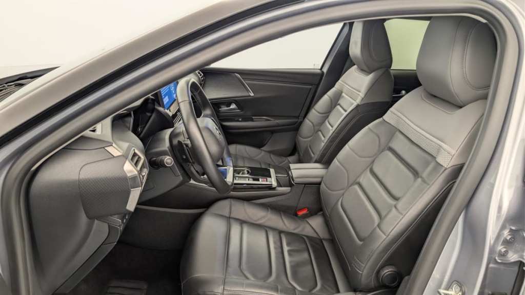 CITROEN C5 X PureTech 130 EAT8 Plus - ref: 1-369771 - Photo 16