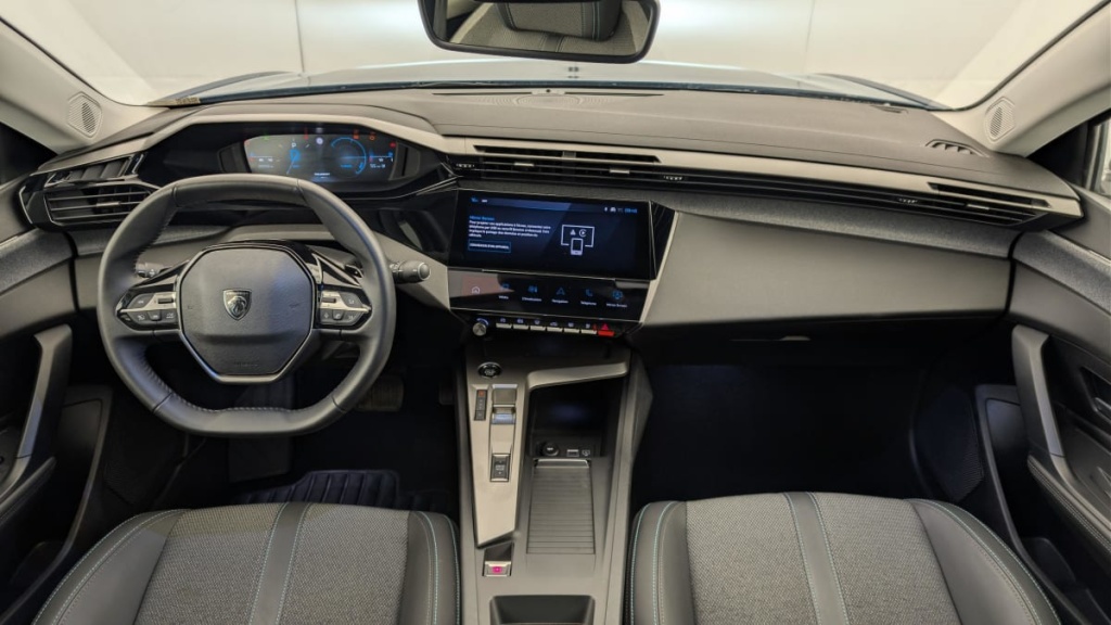 PEUGEOT 408 Hybrid 145 e-DCS6 Allure - ref: 1-369905 - Photo 13