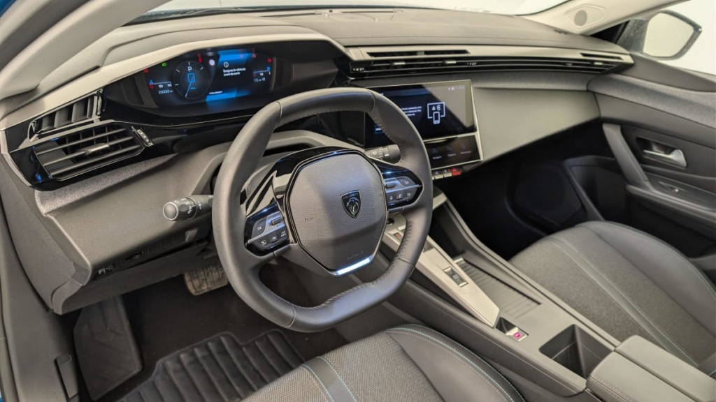 PEUGEOT 408 Hybrid 145 e-DCS6 Allure - ref: 1-369905 - Photo 15