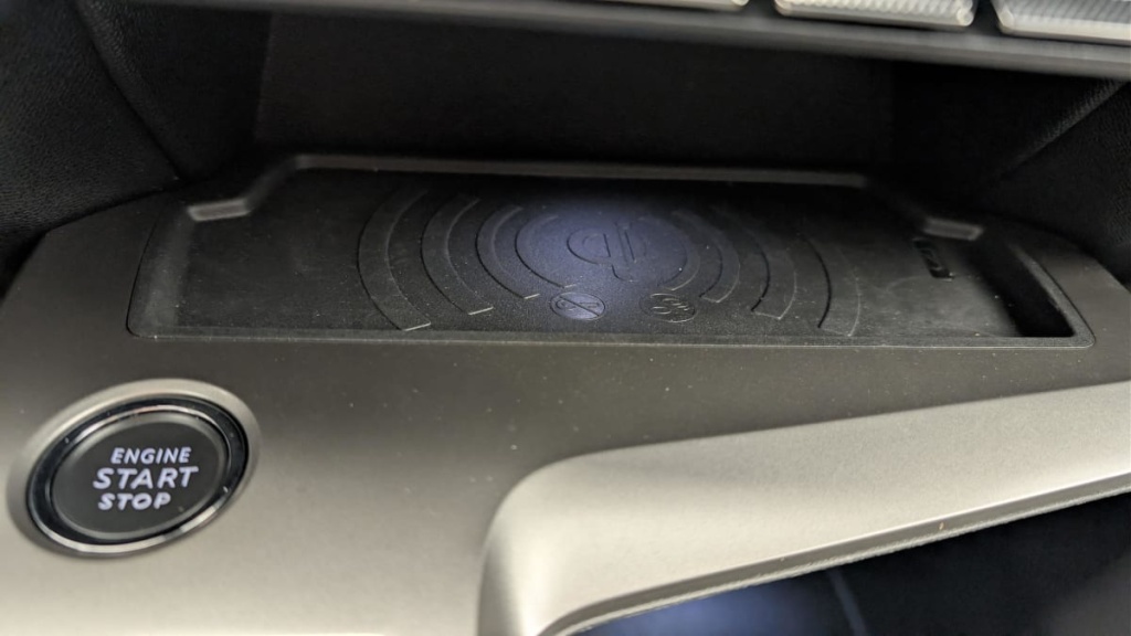 PEUGEOT 408 Hybrid 145 e-DCS6 Allure - ref: 1-369914 - Photo 20