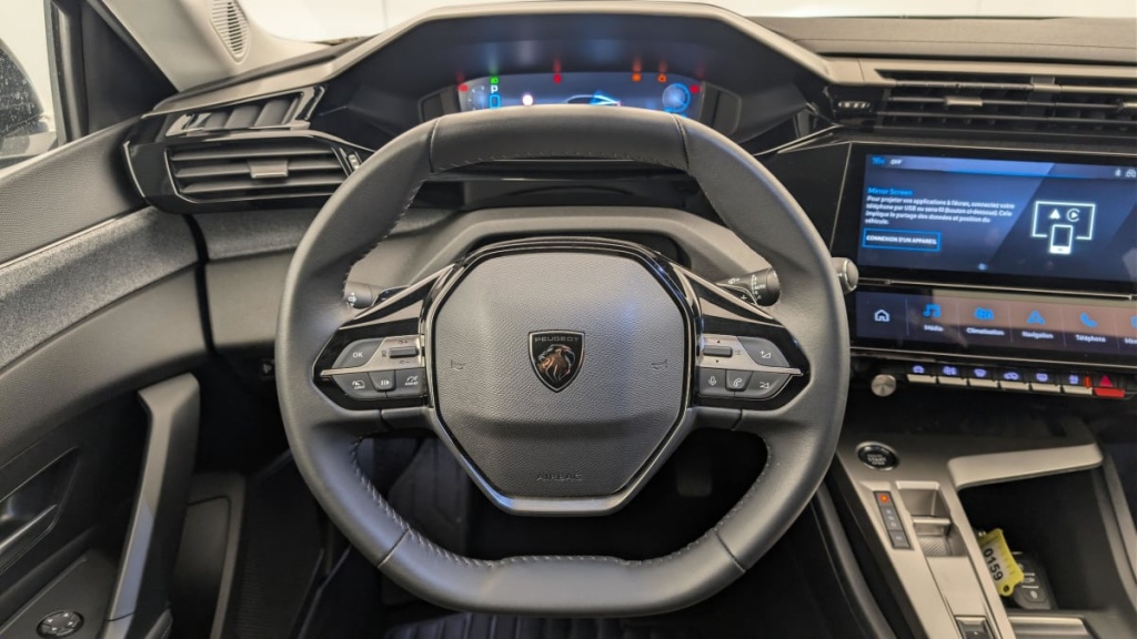 PEUGEOT 408 Hybrid 145 e-DCS6 Allure - ref: 1-369915 - Photo 14