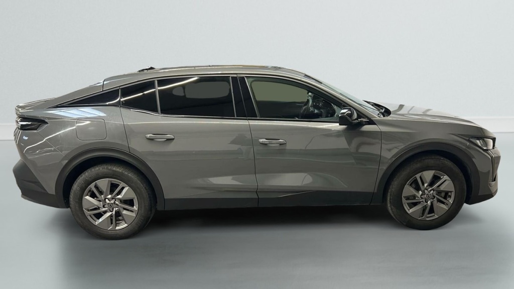 PEUGEOT 408 Hybrid 136 e-DCS6 Allure - ref: 1-369969 - Photo 8