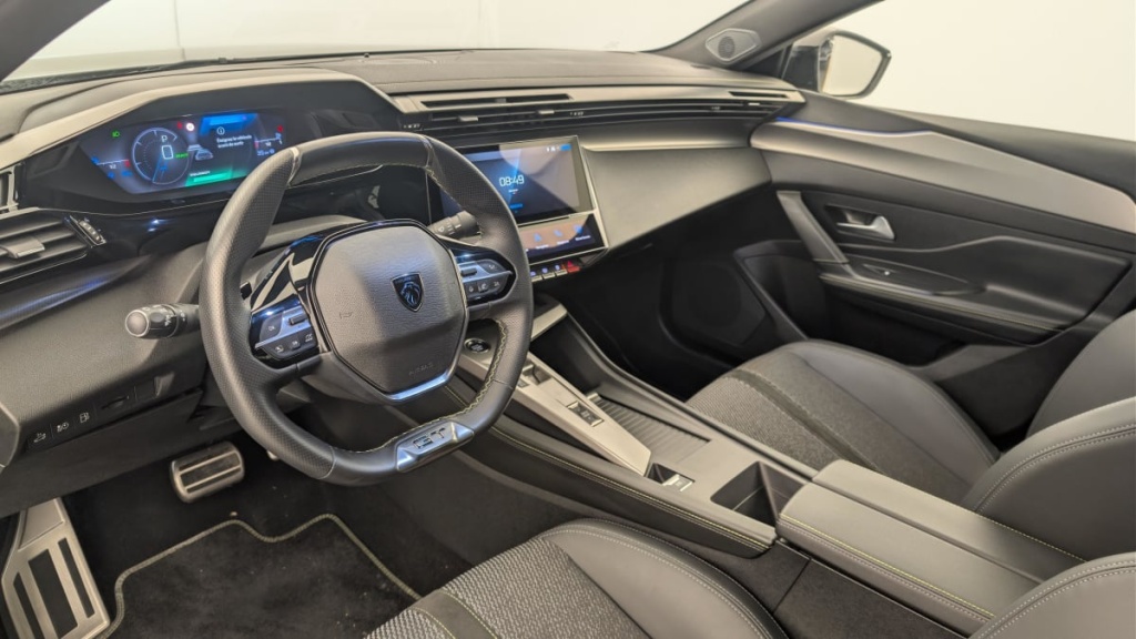 PEUGEOT 408 PHEV 225 e-EAT8 GT - ref: 1-369977 - Photo 15