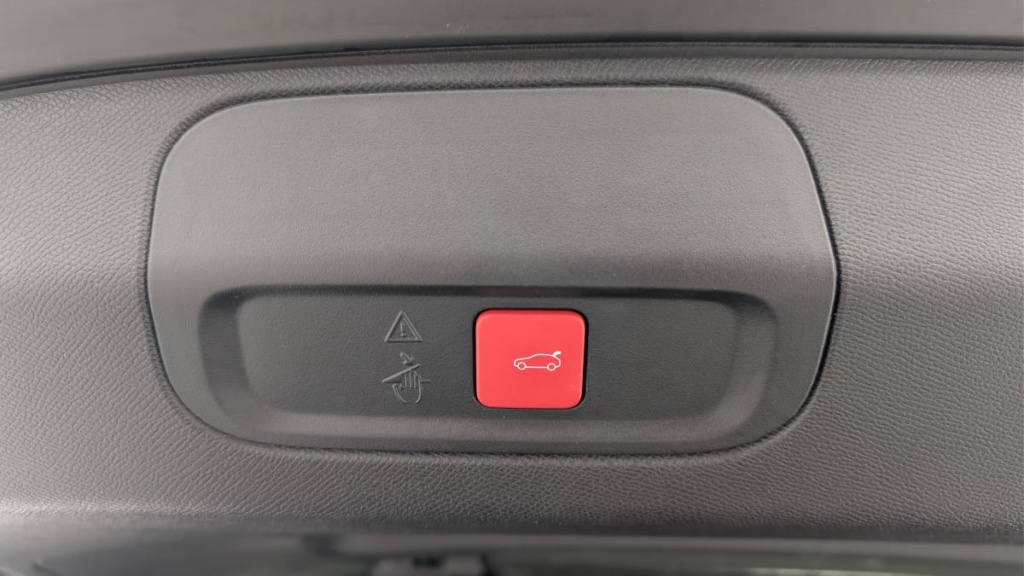 PEUGEOT 408 PHEV 225 e-EAT8 GT - ref: 1-369978 - Photo 20