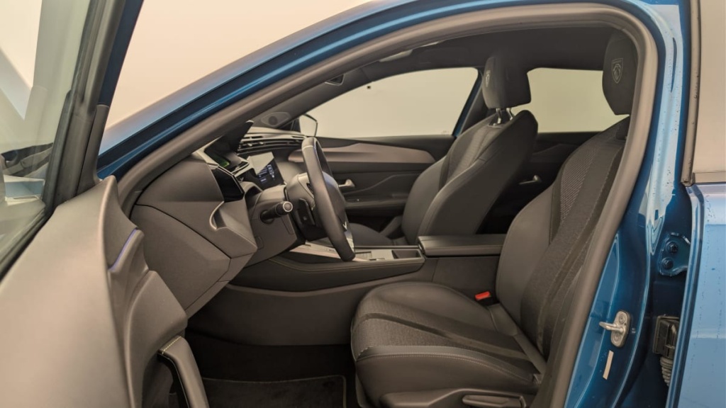 PEUGEOT 408 PHEV 225 e-EAT8 GT - ref: 1-369982 - Photo 16