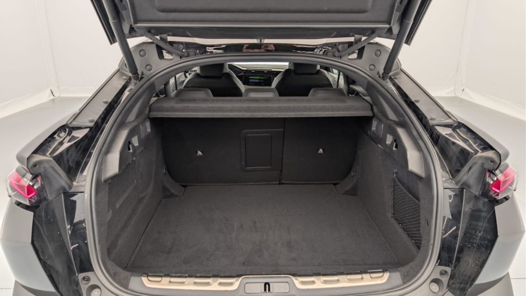 PEUGEOT 408 Hybrid 145 e-DCS6 GT - ref: 1-370028 - Photo 11