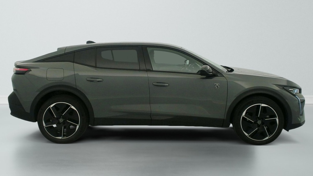 PEUGEOT 408 Hybrid 145 e-DCS6 GT - ref: 1-370037 - Photo 8