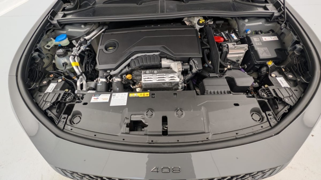 PEUGEOT 408 Hybrid 145 e-DCS6 GT - ref: 1-370039 - Photo 18