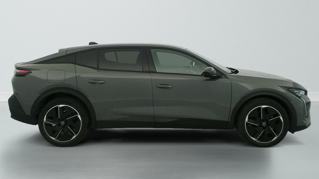 PEUGEOT 408 Hybrid 145 e-DCS6 GT - ref: 1-370040 - Photo 8