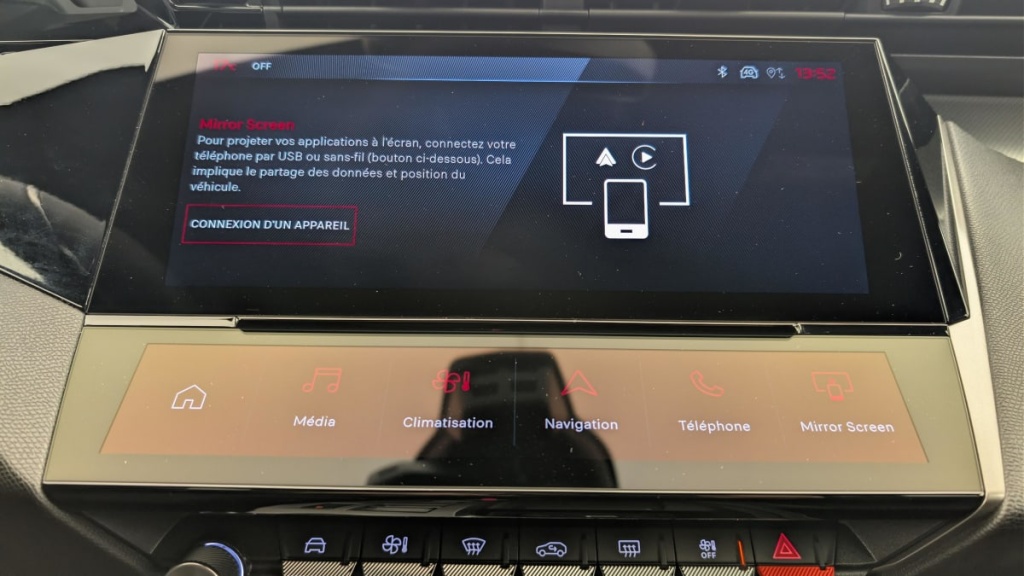 PEUGEOT 408 Hybrid 145 e-DCS6 GT - ref: 1-370043 - Photo 19