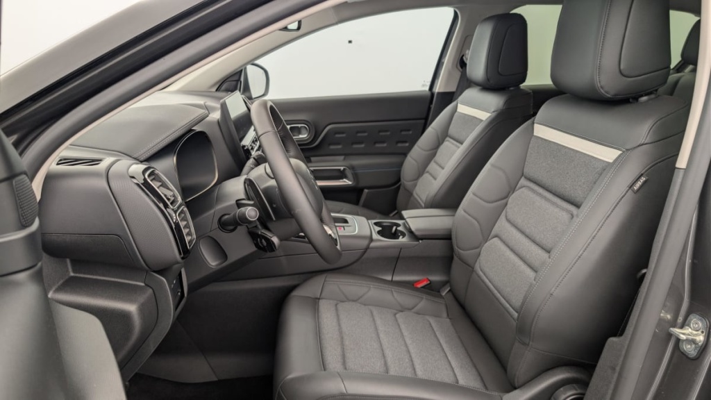CITROEN C5 Aircross Hybride 136 e-DCS6 Max - ref: 1-370052 - Photo 16