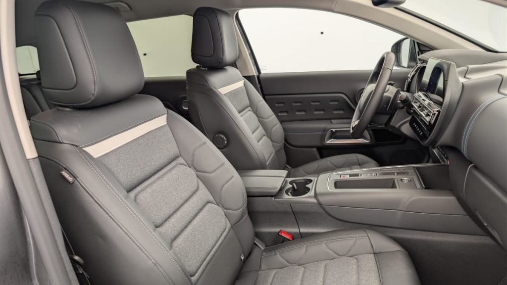 CITROEN C5 Aircross Hybride 136 e-DCS6 Max - ref: 1-370052 - Photo 9