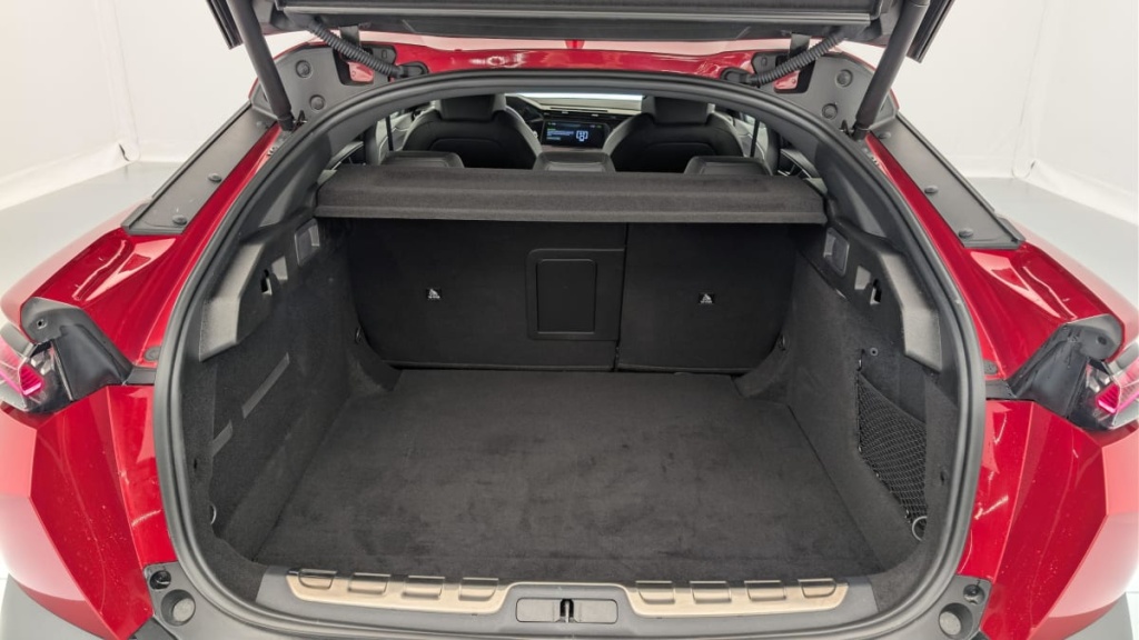 PEUGEOT 408 Hybrid 145 e-DCS6 GT - ref: 1-370056 - Photo 11