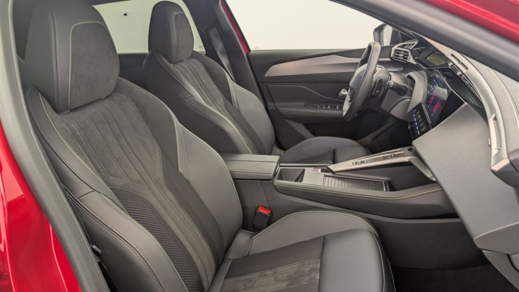 PEUGEOT 408 Hybrid 145 e-DCS6 GT - ref: 1-370057 - Photo 9