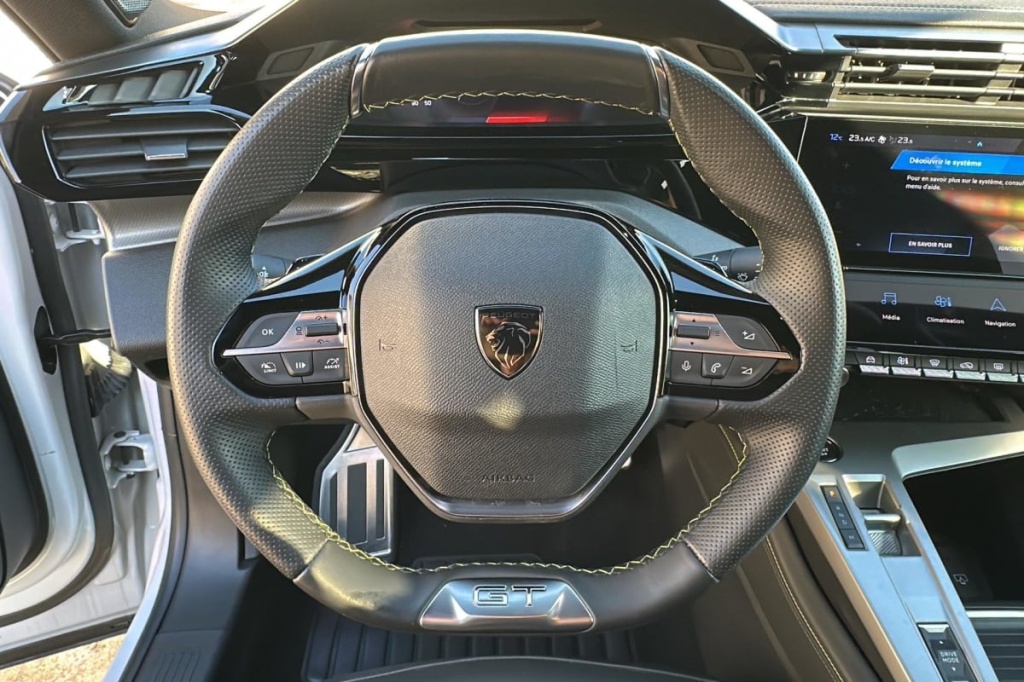 PEUGEOT 408 Hybrid 145 e-DCS6 GT - ref: 1-370059 - Photo 14