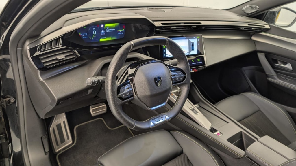 PEUGEOT 408 Hybrid 145 e-DCS6 GT - ref: 1-370061 - Photo 15