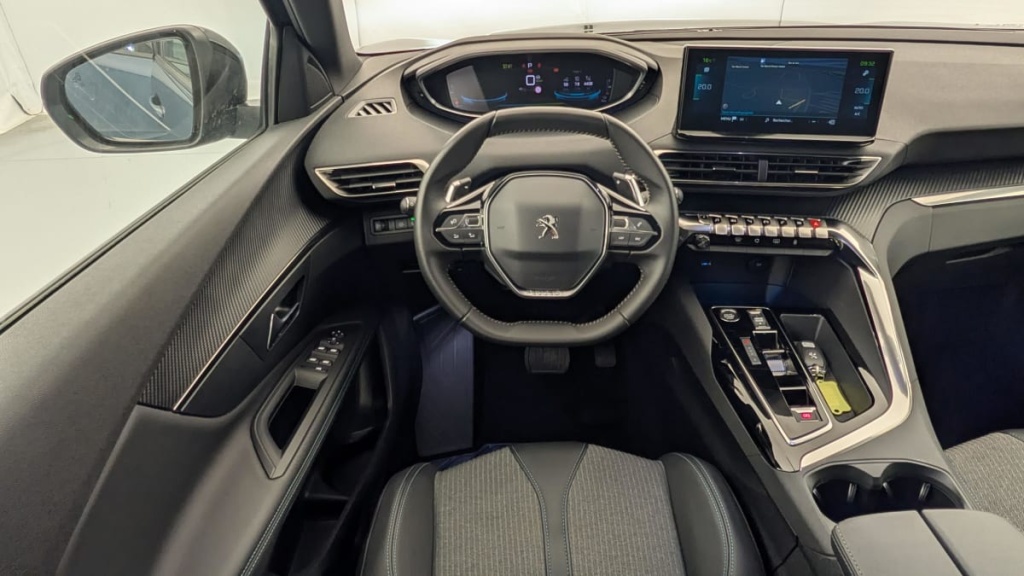 PEUGEOT 3008 Hybrid 180 e-EAT8 Allure Pack - ref: 1-370202 - Photo 13