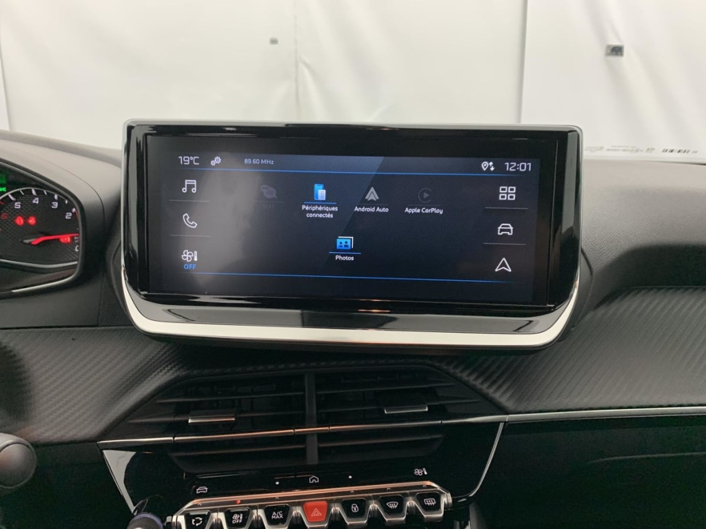 PEUGEOT 2008 100 S S BVM6 Style - ref: 1-370242 - Photo 17