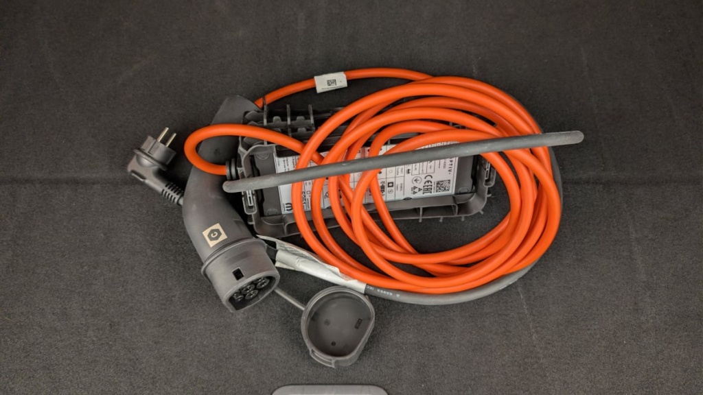 PEUGEOT 3008 Hybrid 225 e-EAT8 Allure Pack - ref: 1-370244 - Photo 20