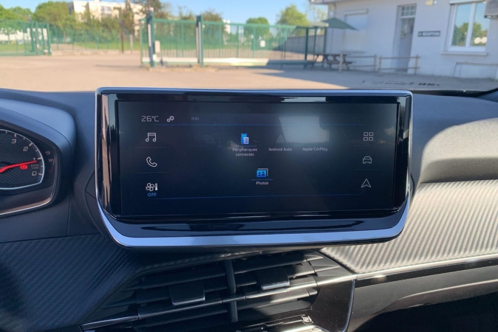 PEUGEOT 2008 PureTech 100 S S BVM6 Active - ref: 1-370250 - Photo 17