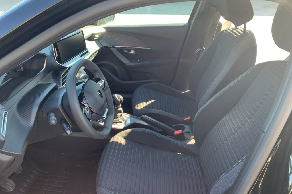 PEUGEOT 2008 PureTech 100 S S BVM6 Active - ref: 1-370250 - Photo 9