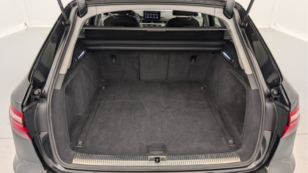 AUDI A4 Avant 35 TFSI 150 S tronic 7 Design - ref: 1-370302 - Photo 11