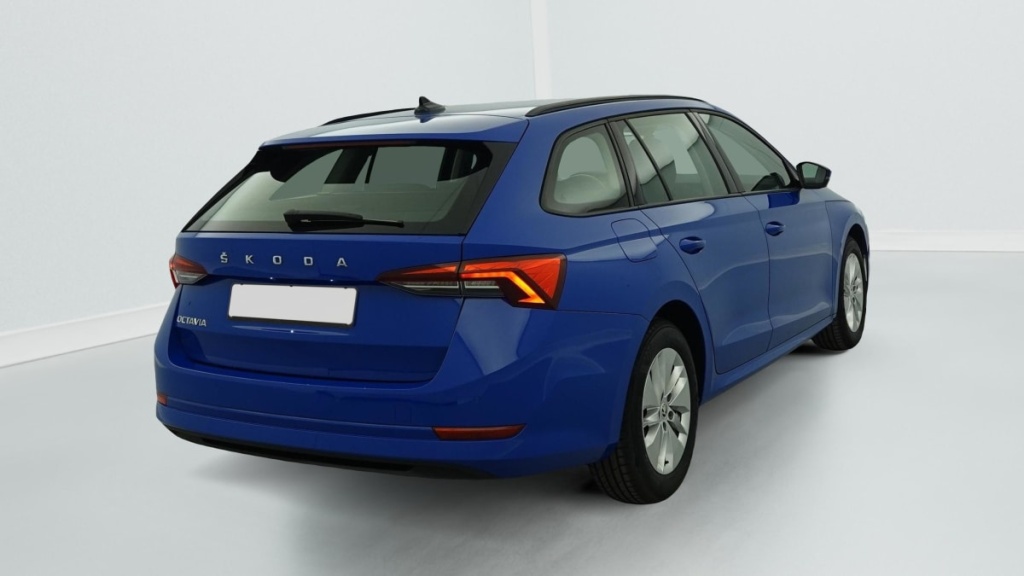 SKODA Octavia Combi 2.0 TDI 150 ch DSG7 Ambition - ref: 1-370621 - Photo 7