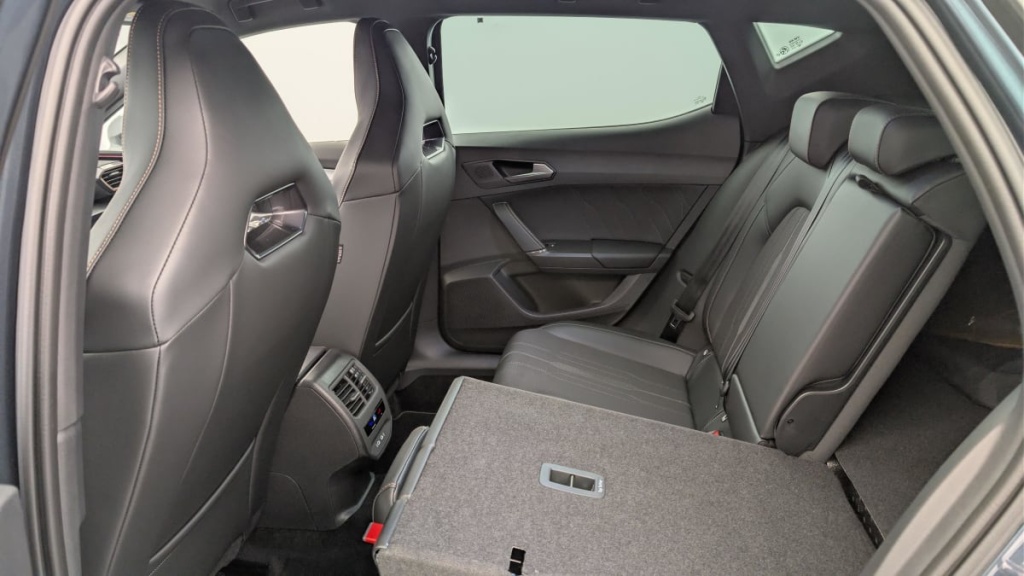 CUPRA Leon 1.4 E-HYBRID 204 CH DSG6 V - ref: 1-370669 - Photo 12