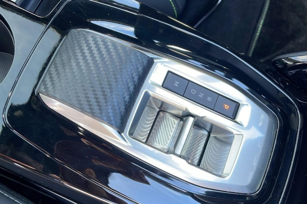 PEUGEOT 208 Hybrid 136 e-DCS6 GT - ref: 1-370673 - Photo 15