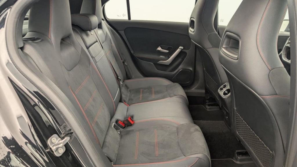 MERCEDES Classe A 180 7G-DCT AMG LINE - ref: 1-370700 - Photo 10