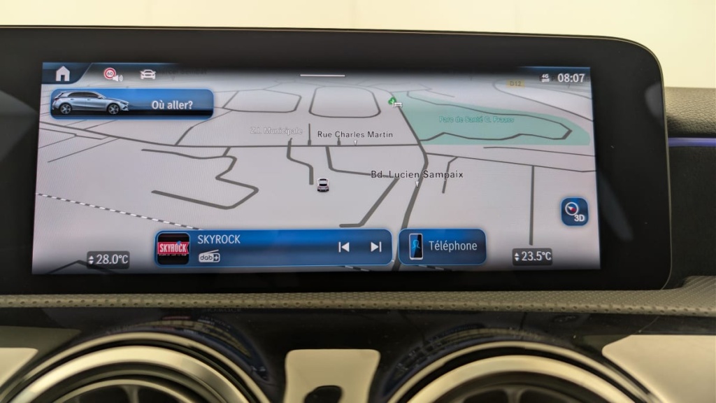 MERCEDES Classe A 180 7G-DCT AMG LINE - ref: 1-370701 - Photo 17