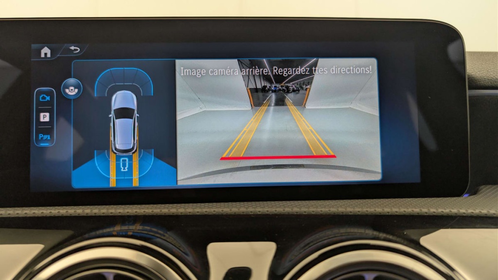 MERCEDES Classe A 180 7G-DCT AMG LINE - ref: 1-370701 - Photo 18