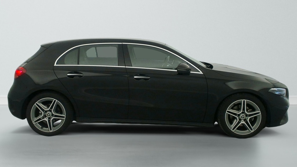 MERCEDES Classe A 180 7G-DCT AMG LINE - ref: 1-370703 - Photo 8