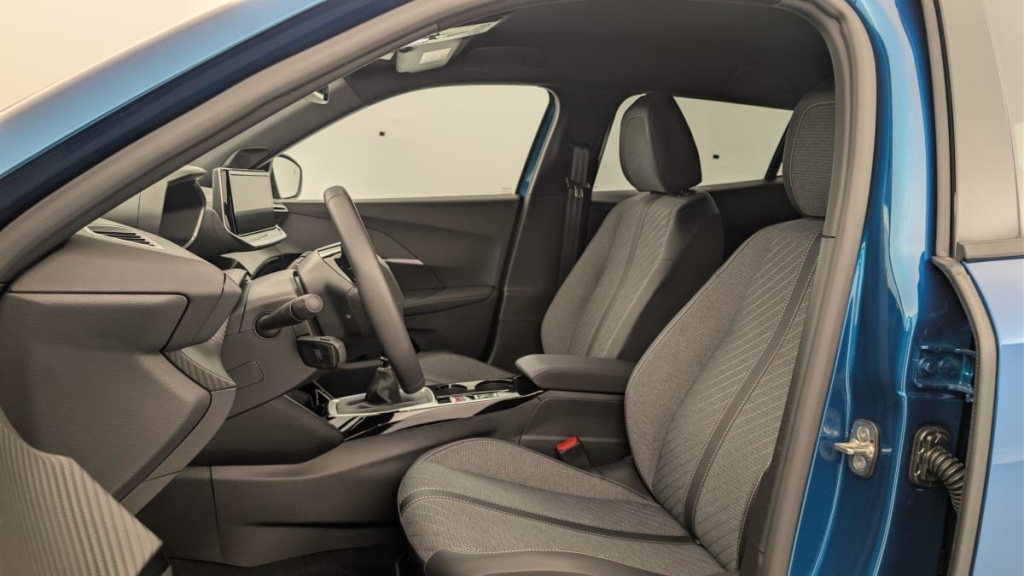 PEUGEOT 2008 100 S S BVM6 Allure - ref: 1-371248 - Photo 16