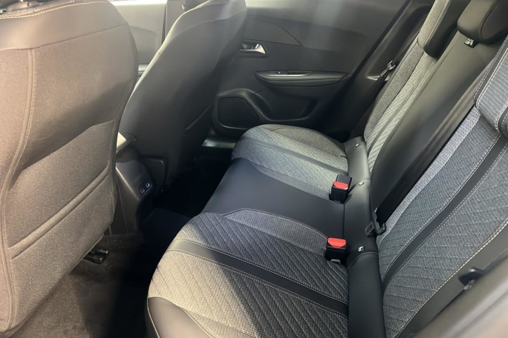 PEUGEOT 2008 100 S S BVM6 Allure - ref: 1-371259 - Photo 10