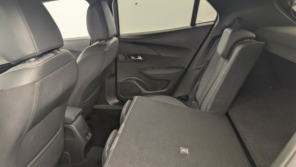 PEUGEOT 2008 100 S S BVM6 Allure - ref: 1-371285 - Photo 12