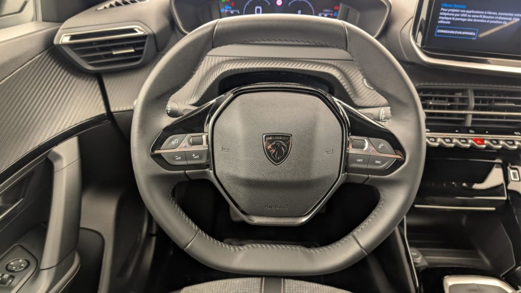 PEUGEOT 2008 100 S S BVM6 Allure - ref: 1-371301 - Photo 14