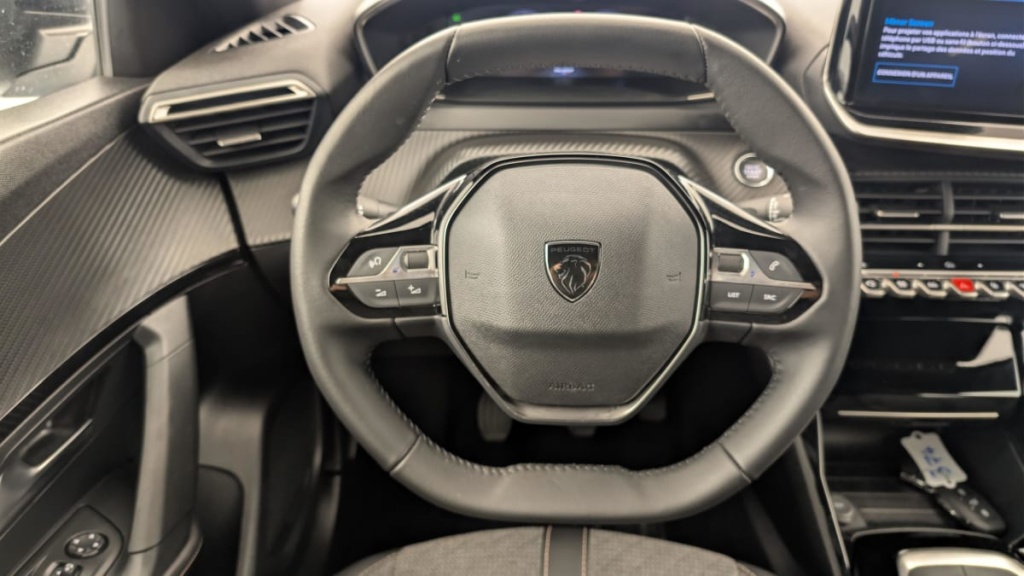 PEUGEOT 2008 100 S S BVM6 Allure - ref: 1-371316 - Photo 14